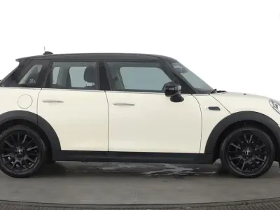 Used Mini Cooper Classic 2020 White Hatchback