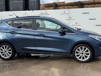 Used Ford Fiesta Titanium 100 HP (73 kW) 2019 Blue Hatchback