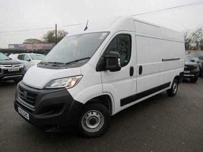 White Used 2023 Fiat Ducato Business Van | £19,194 (Expensive)