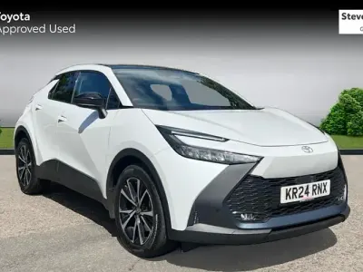 Used Toyota C-HR Design 223 HP (164 kW) 2024 White SUV