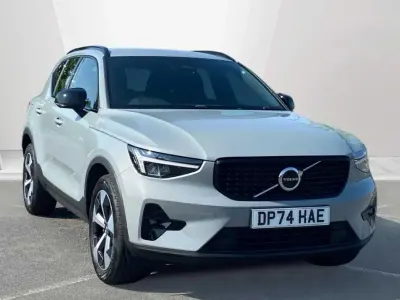 Used Volvo XC40 Plus 197 HP (144 kW) 2025 Grey SUV