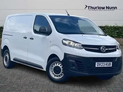 Used Vauxhall Vivaro S 100 HP (73 kW) 2023 White MPV