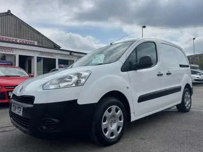 Used Peugeot Partner 2014 White