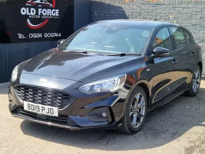 Used Ford Focus ST-Line 125 HP (91 kW) 2019 Black Hatchback