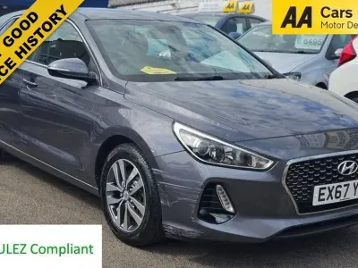 Used Hyundai i30 SE 120 HP (88 kW) 2017 Grey Hatchback