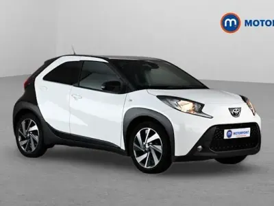 Used Toyota Aygo X 72 HP (52 kW) 2024 White SUV