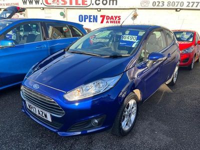 Used Ford Fiesta Zetec 82 HP (60 kW) 2017 Blue Hatchback