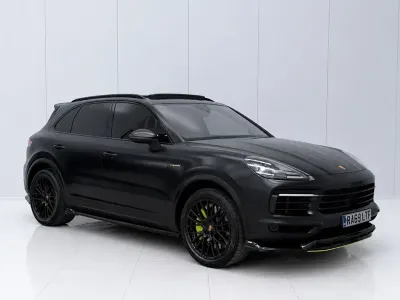 Used Porsche Cayenne 469 HP (344 kW) 2019 Black SUV