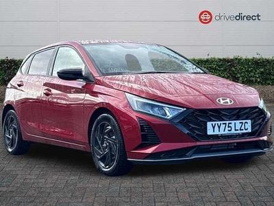 New Hyundai i20 Blackline 90 HP (66 kW) 2025 Red Hatchback
