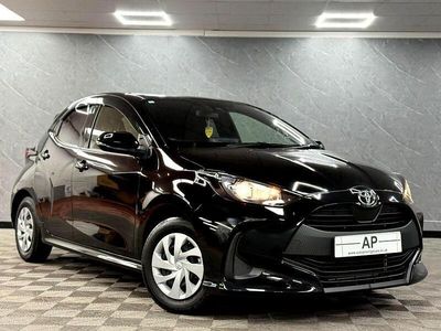 Używany Toyota Yaris 2025 Czarny Hatchback