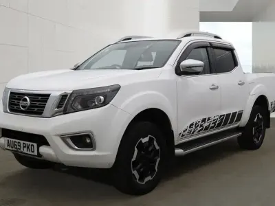 Used Nissan Navara Tekna 2019 White Pickup