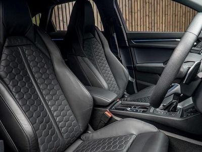 Used Audi RS Q3 Sportback Advanced 400 HP (294 kW) 2022 Blue SUV