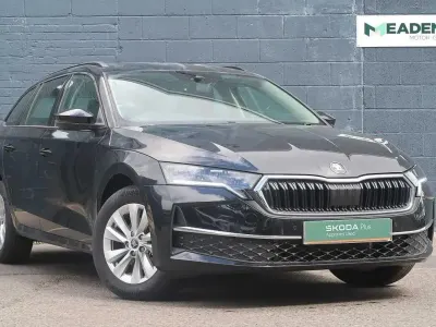 New Skoda Octavia SE Technology 113 HP (83 kW) 2025 Black magic pearl effect Estate