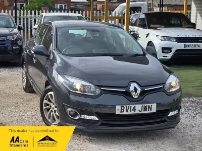 Used Renault Mégane III Dynamique 110 HP (80 kW) 2014 Grey Hatchback