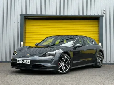 Used Porsche Taycan Performance Package 419 kW (571 HP) 2023 Grey Estate
