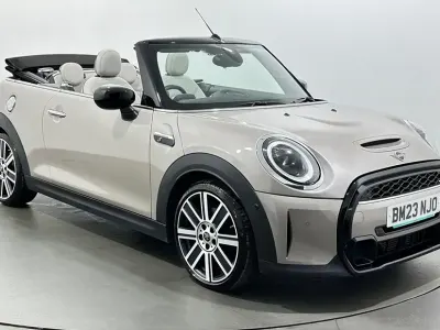 Usado Mini Cooper S Exclusive 176 HP (129 kW) 2023 Citadino