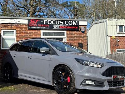 Used Ford Focus ST 250 HP (183 kW) 2016 Grey Estate