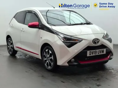 Used Toyota Aygo Trend 72 HP (52 kW) 2019 White Hatchback