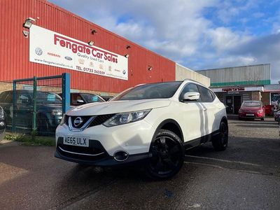 Used Nissan Qashqai N-TEC 2015 White SUV