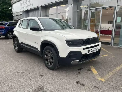 Used Jeep Avenger Longitude 100 HP (73 kW) 2025 White SUV