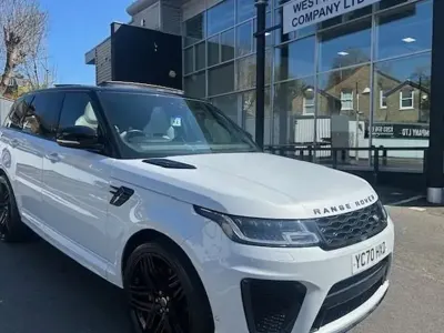 Używany Land Rover Range Rover Sport SVR 575 KM (422 kW) 2020 Biały SUV