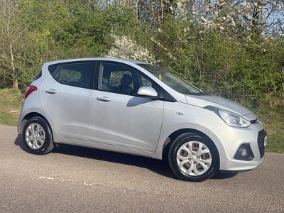 Used Hyundai i10 SE 2015 Silver Hatchback