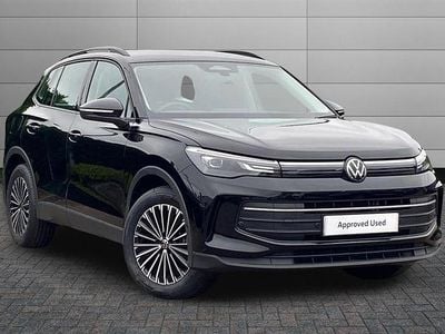 New VW Tiguan Life 150 HP (110 kW) 2025 Grenadilla black SUV