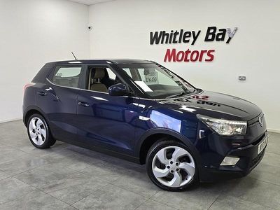 Used Ssangyong (KGM) Tivoli 115 HP (84 kW) 2017 Blue SUV
