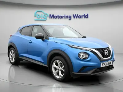 Used Nissan Juke N-Connecta 113 HP (83 kW) 2021 Blue SUV