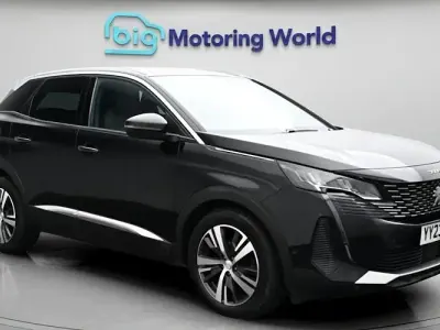 Used Peugeot 3008 Allure+ 131 HP (96 kW) 2023 Black SUV