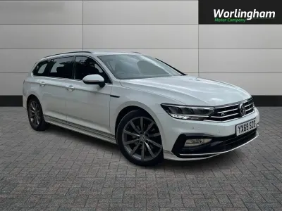 Used VW Passat R-line 2019 White Estate