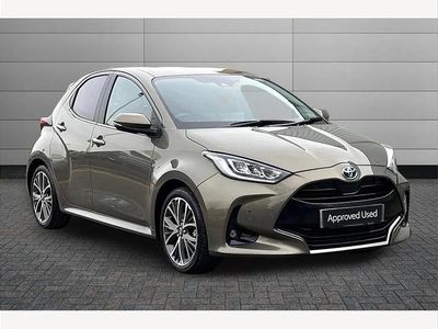 Used Toyota Yaris Hybrid 116 HP (85 kW) 2023 Titan bronze Hatchback