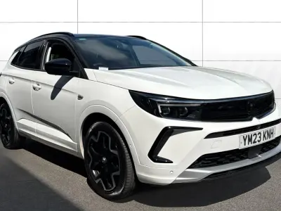 Used Vauxhall Grandland X Ultimate 131 HP (96 kW) 2023 White SUV