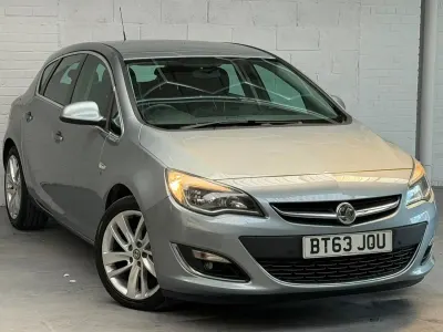 Used Vauxhall Astra SRi 2013 Silver Hatchback