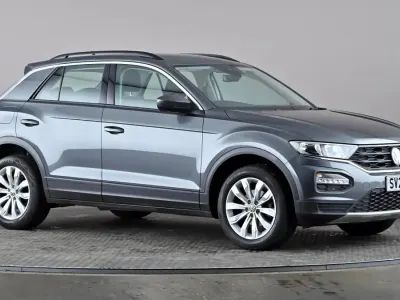 Usado VW T-Roc SE 115 HP (84 kW) 2020 Cinzento SUV