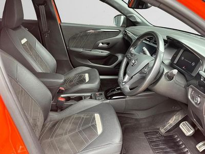 Używany Vauxhall Corsa Ultimate 128 KM (94 kW) 2023 Pomarańczowy Hatchback