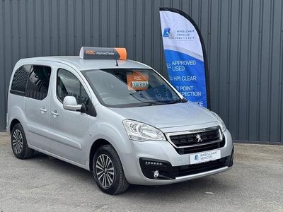 Used Peugeot TePee Allure 100 HP (73 kW) 2016