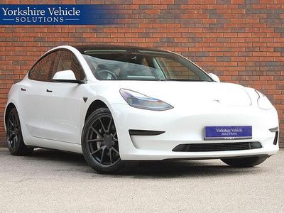 Usado Tesla Model 3 Standard Range 208 kW (283 HP) 2021 Branco Sedan