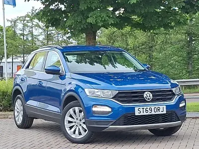 Used VW T-Roc SE 150 HP (110 kW) 2019 Blue SUV