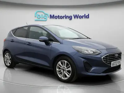 Usado Ford Fiesta Titanium 100 HP (73 kW) 2023 Azul Citadino