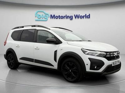 White Used 2023 Dacia Jogger Extreme MPV | £13,500 (Good price)