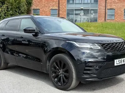 Usado Land Rover Range Rover Velar R-Dynamic 241 HP (177 kW) 2020 SUV