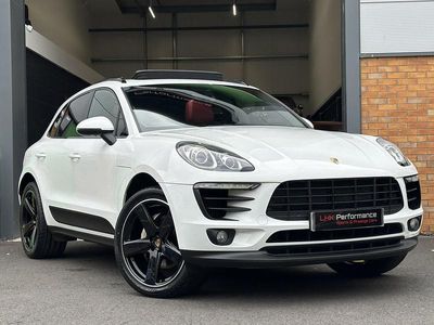 White Used 2015 Porsche Macan SUV | £26,995 (Fair price)