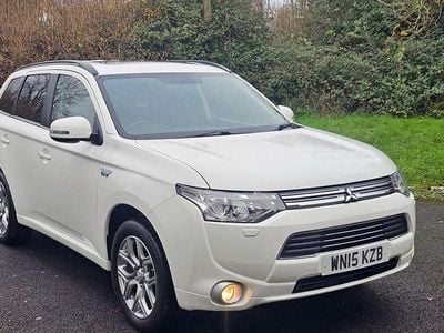 Used 2015 Mitsubishi Outlander P-HEV | £7,795 (Good price)