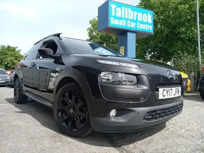 Used Citroën C4 Cactus PureTech 2017 Black Hatchback