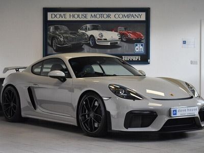 Porsche Cayman GT4