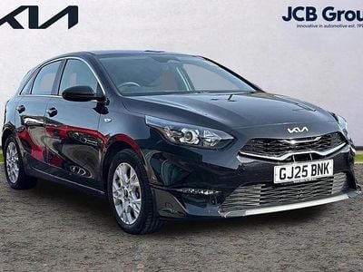 Used Kia Ceed 138 HP (101 kW) 2025 Black Hatchback