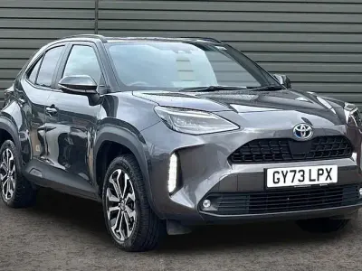Used Toyota Yaris Cross Design 116 HP (85 kW) 2023 Grey SUV