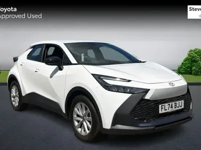 Used Toyota C-HR 140 HP (102 kW) 2026 SUV