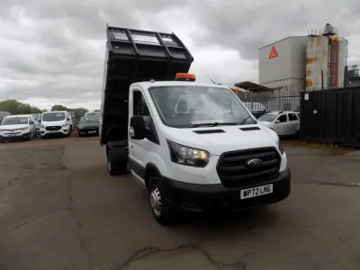 Begagnad Ford Transit 130 HK (95 kW) 2022 Vit Cab